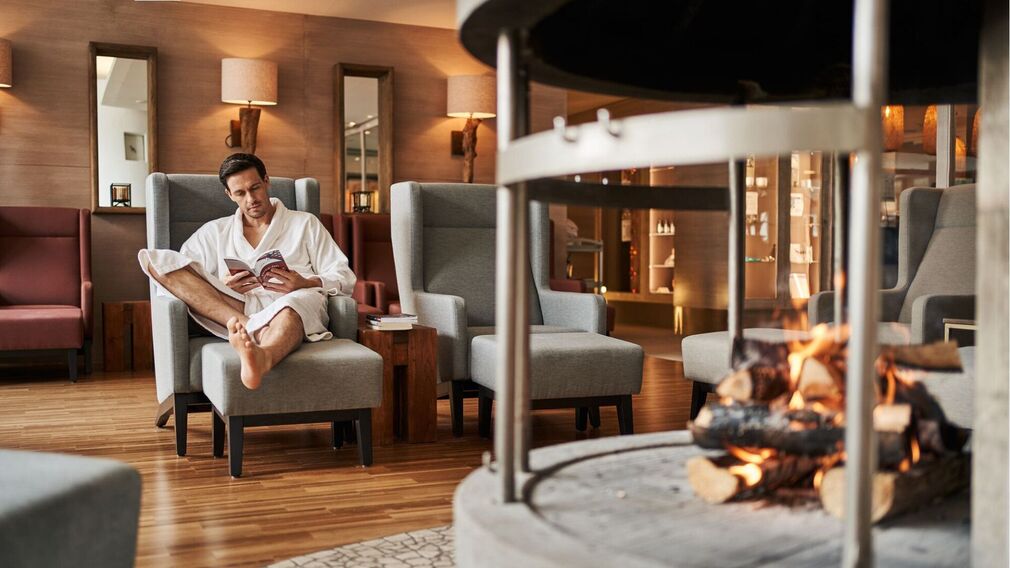 hotel Fürstenhaus - view from the balcony to the Achensee in the morning