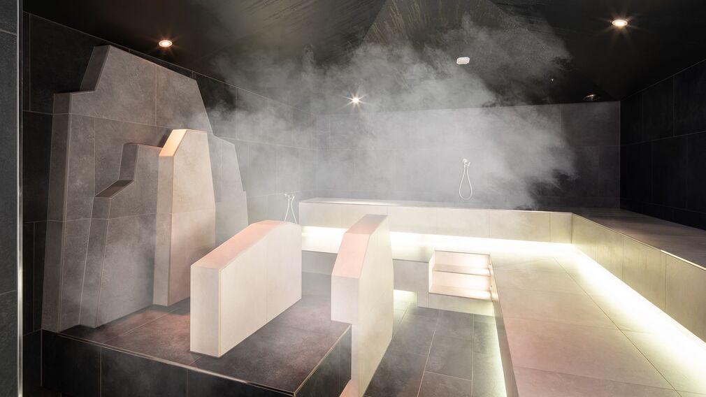 small children's area in the Panorama-BAD of the Atoll Achensee 