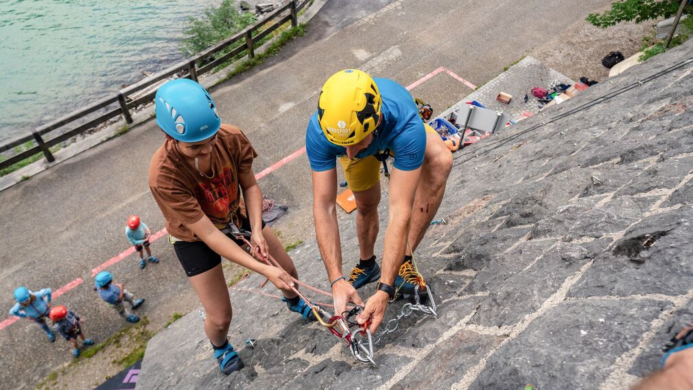 die Wandhöhe beträgt 18 Meter beim Klettergarten Achenseehof