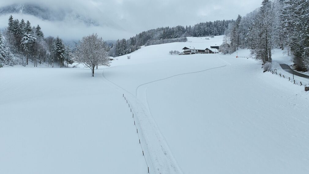 Die Rodelbahn Breitlahn ist täglich von 16:00 bis 01:00 Uhr beleuchtet.